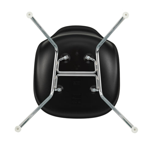 Cadeira Eames em Plástico DSX / Base Cromada
